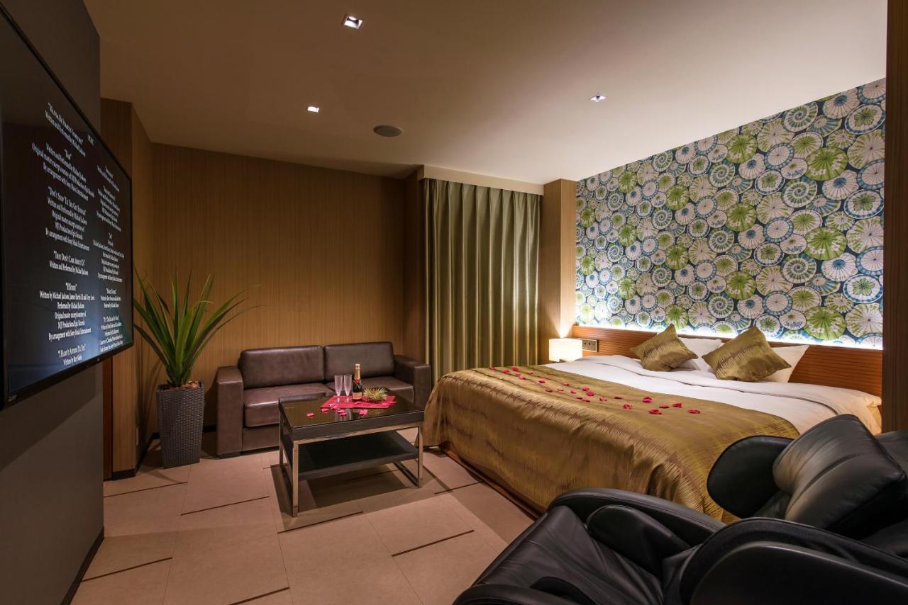 Hotel Lotus Iwatsuki  Saitama Buitenkant foto